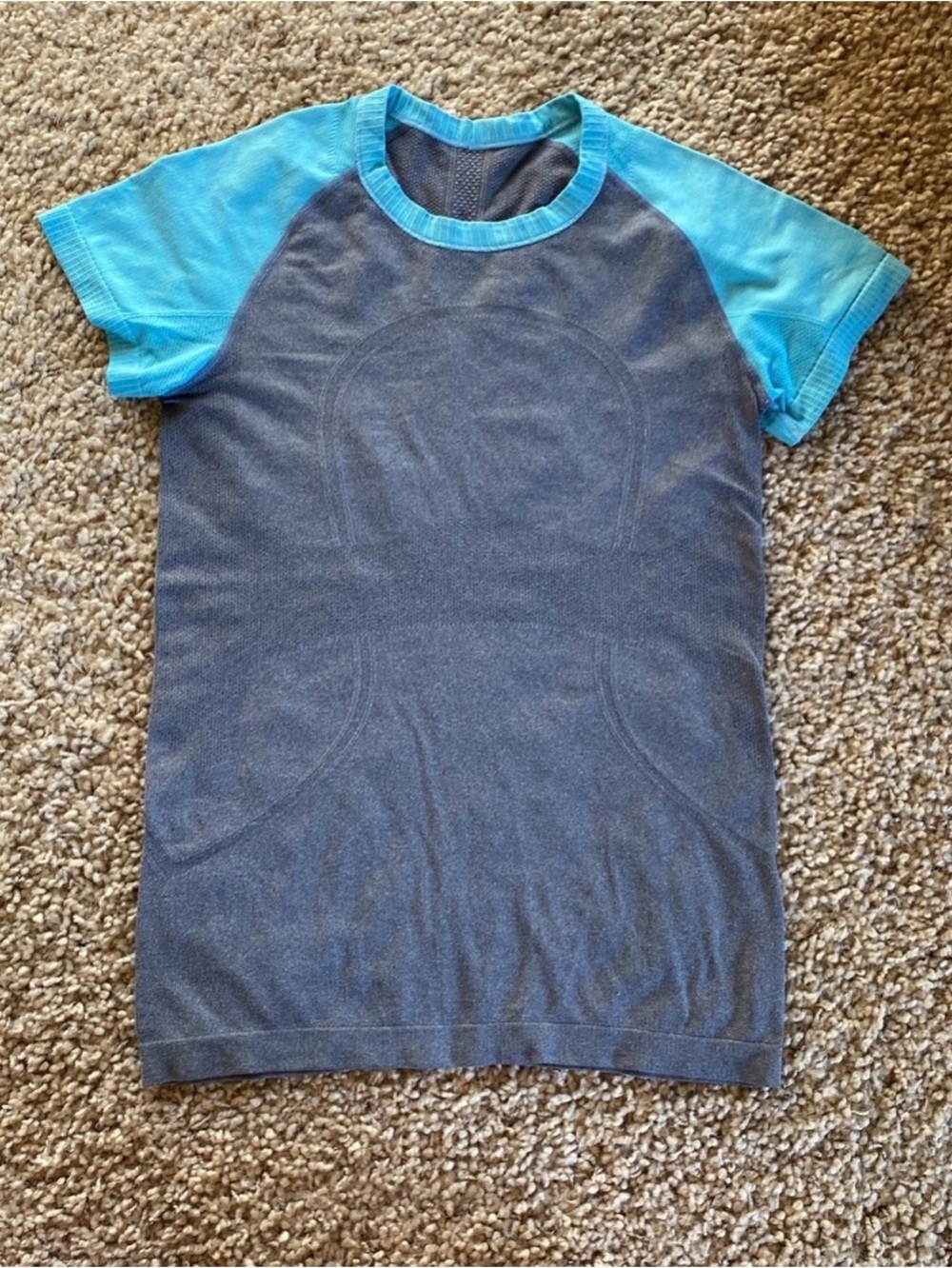Lululemon Swiftly Tech Crew Short Sleeve Shirt Size 8